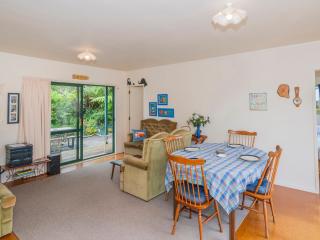 The Bach - Whitianga Holiday Home - Whitianga - 4