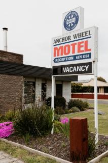 Anchor Wheel Motel - 5