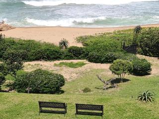 Rockview Holiday Beach Apartment - Hibberdene - 6