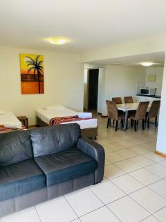 Airlie Beach Apartments - Airlie Beach - 3