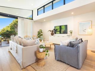 Wanda Ocean Front - Direct access to Tallow beach - 7