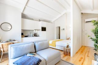 Porto Downtown Studio with Balcony - Porto - 4