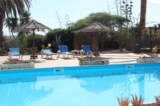Rustic 1-Bed Bungalow in Parque Holandes - La Oliva - 7