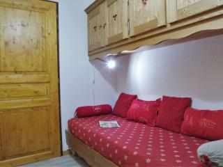 Studio Les Chamois by Interhome - Les Houches - 3