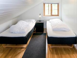 Holiday Home Rorbu by Interhome - Naustdal - 4