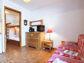 Studio Les Jardins du Mont-Blanc-4 by Interhome - Chamonix - 2