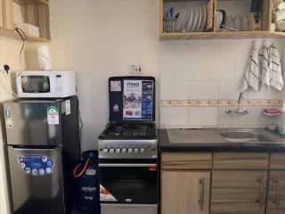 Peaceful and Lovely 1 bedroom with a city view. - 2