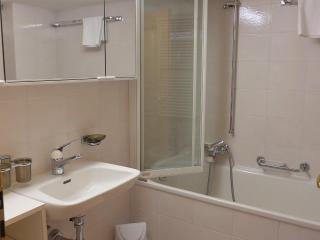 Apartment Chesa Frizzoni by Interhome - Celerina - 4