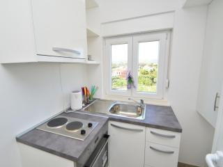Apartment Sun seeker-2 by Interhome - Brodarica - 4