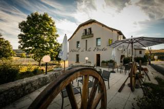 Hôtel Restaurant de la Poste et La Grange Détente, espace bien-être - Châteauneuf-de-Randon - 8