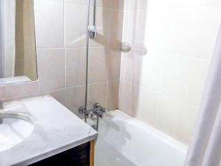 Apartment Grand Roc-4 by Interhome - Chamonix - 2