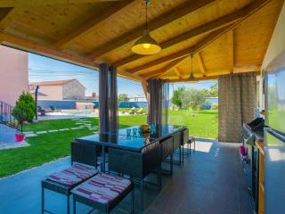 Holiday Home Paus by Interhome - Orihi - 2