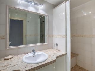 Apartment Les Grandes Balmes I et II - Le Lac-10 by Interhome - 6
