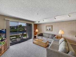 119 Edgewater Inn - Charlevoix - 8