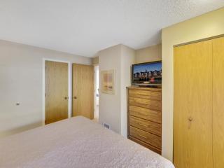 228 Edgewater Inn - Charlevoix - 3