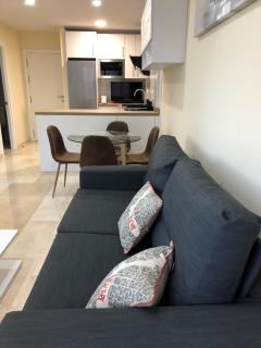 Moderno Apartamento en Primera línea Paseo Marítimo Fuengirola - 2