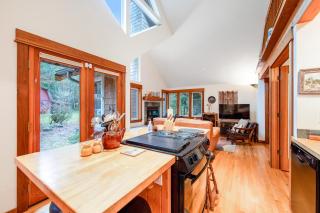 Bainbridge Island Retreat - Fletcher Bay - 2