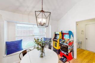 Stonebriar Stunner - The Colony - 2