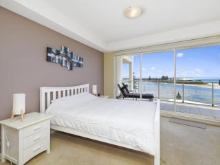 Ocean Views Unit 24 - The Entrance - 8