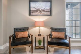 Beautifully Decorated New Home, King Bed, Washer/Dryer & Fully Stocked Kitchen - Canyon - 9
