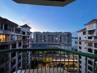 PENTHOUSE MARINA COURT VACATION HOME 4 BEDROOMS KOTA KINABALU 14pax - Kota Kinabalu - 8