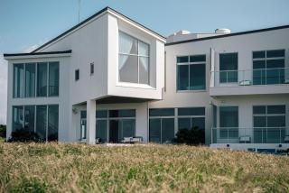 Sunlight On the Peninsula - Eluan - 4