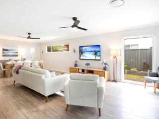 Calypso - 4 Mins Walk to Beach - Community Pool - Callala Beach - 8