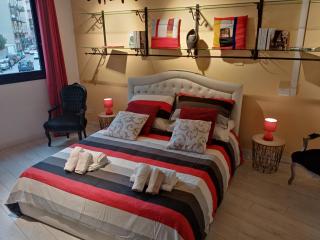 Einaudi 56 Guest House - Cagliari - 0