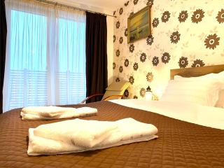 Urban Guesthouse - Braşov - 0