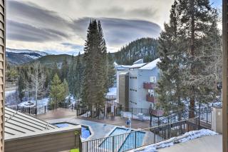 Cozy Ski-InandOut Winter Park Studio with Hot Tubs! - 9