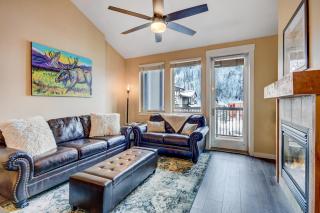 Ski In Out Luxury Condo 4657 I Huge Hot Tub I Great Views I Best Price I FREE Adventures Daily - 7