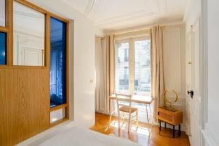 Bel appartement dans le 9ème - París - 1
