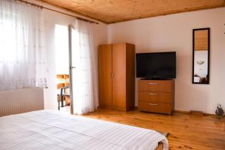 Casa de sub Horă - Zărneşti - 1