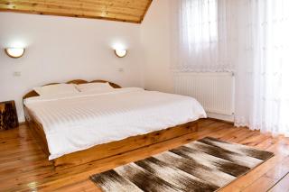 Casa de sub Horă - Zărneşti - 2