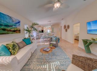 AQUA PEARL NEW Pool Home Perfect Beach Biking Hiking Boating Sleeps 8 - Includes Golf Cart - Palm Coast - 6