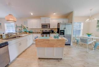 AQUA PEARL NEW Pool Home Perfect Beach Biking Hiking Boating Sleeps 8 - Includes Golf Cart - Palm Coast - 4