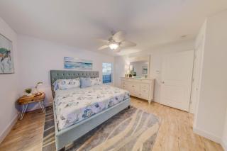 AQUA PEARL NEW Pool Home Perfect Beach Biking Hiking Boating Sleeps 8 - Includes Golf Cart - Palm Coast - 1