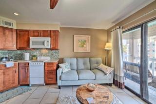 Resort-Style Condo with Balcony on North Beach! - Corpus Christi - 6