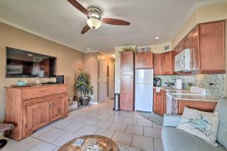 Resort-Style Condo with Balcony on North Beach! - Corpus Christi - 3