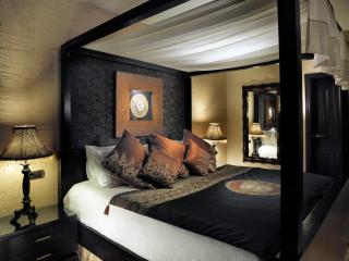 Royal Garden Villas, Luxury Hotel - 8