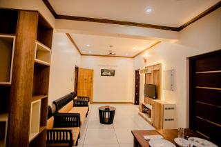 Cliff Way Apartments - 5