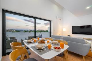 WHome Riverside View Premium Apartment w/ AC & Terrace - Porto - 0
