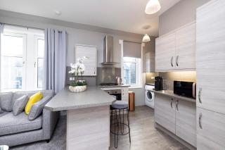 Stylish George Street Apartment - 1