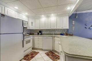 Ocean Hideaway - 2