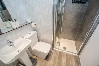 Exquisite Serviced Studio @ Greenhead Central - 8