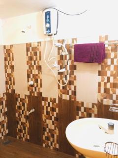 Thathsara Holiday Inn - 4