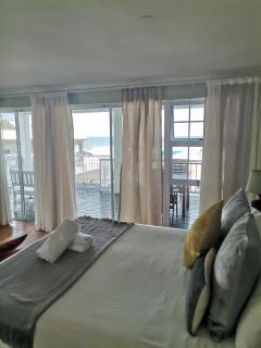 Point Village Hotel and Self Catering - Mossel Bay - 3