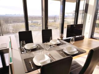 Panorama Apartment Vienna - free parking, sauna & fitness - 4