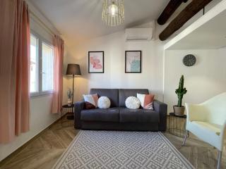 Nice Renting - MASSENA - LOFT - HEART of VIEIL ANTIBES - THE MARKET WITH SEA VIEW - Antibes - 6