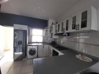 lovely 1 bedroom apartment - 7